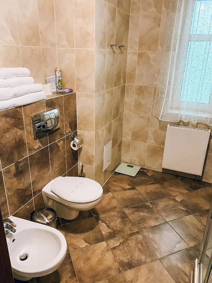 Riverside Apartments Thalia 카를로비바리 0*,