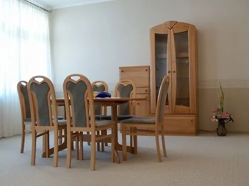Riverside Apartments Thalia 카를로비바리 체코